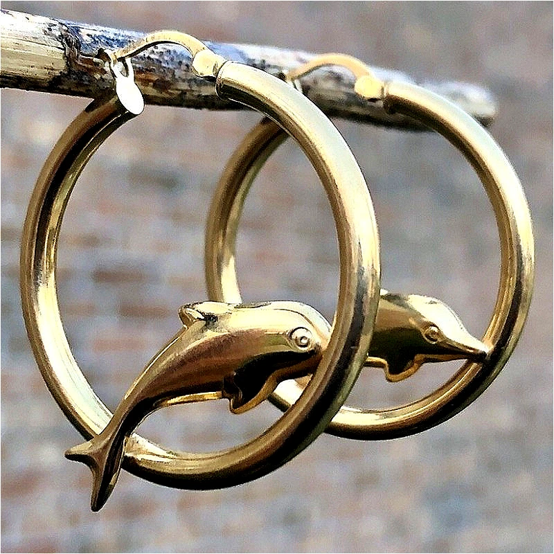 Vintage Kreative Handgefertigte Delfin-förmige Vergoldete Creolen für Damen Modischer Lieblicher Festival-Jubiläums-Schmuck Geschenke