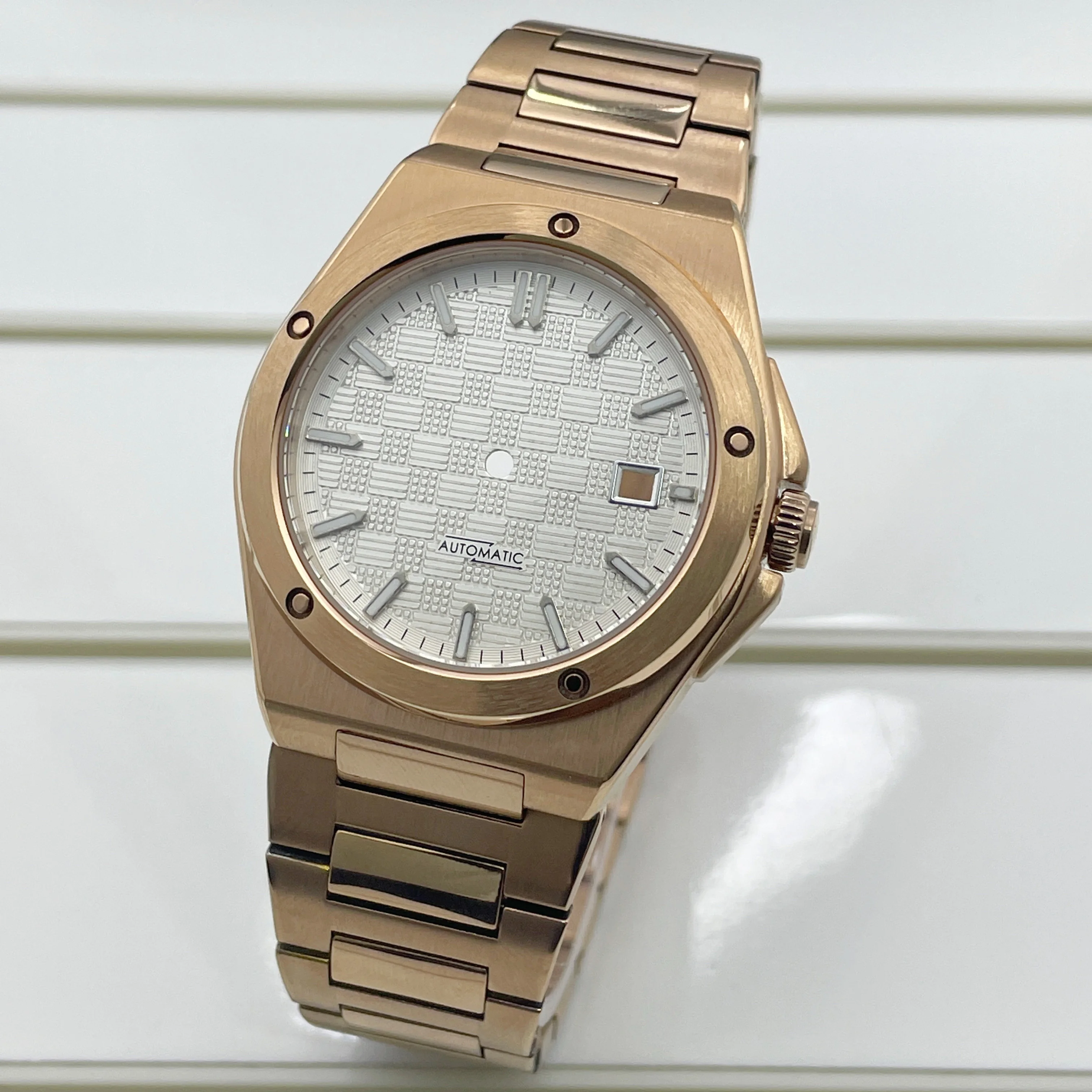 

38.5mm rose gold stainless steel case and strap, compatible with Miyota 8215, 8205, 821A, DG 2813 ST1612 movements, water-resist