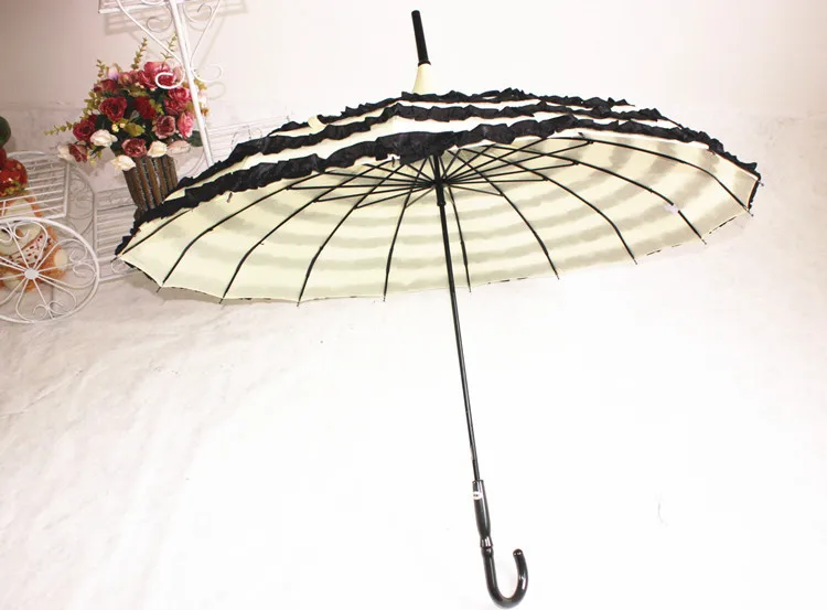 10pcs/lot Princess Stripe Frill Pagoda Umbrella, Ivory with Black Frill Deocration Wedding Umbrella