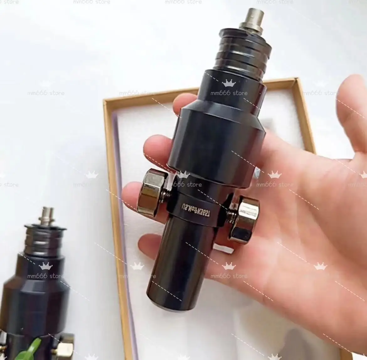 Черный клапан PCP для атмосферных комнат ВВС, соединительная резьба M18 * 1,5 мм, стабильное давление воздуха, быстрая скорость