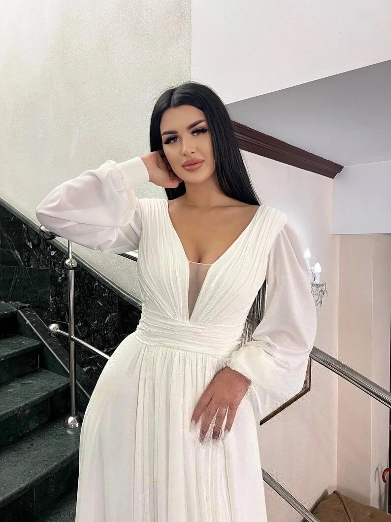 長袖シンプルなサテンのウェディングドレス妖精コルセットセクシーなウェディングドレス白いドレスウェディングドレス花嫁のための女性パーティードレス