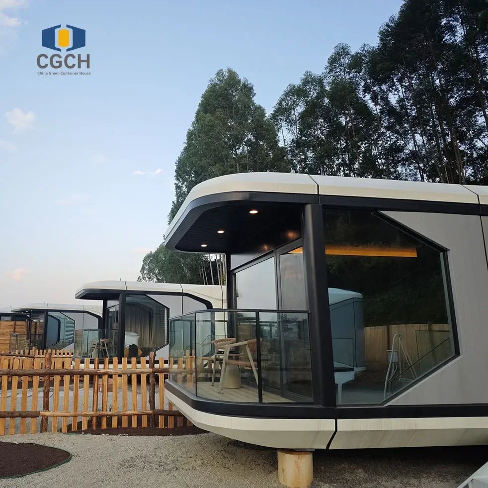 CGCH Prefab House Modern C apsule Cabin Hotel Container Home Sleep Pod Outdoor Mobile Tiny House Luxury C apsule House