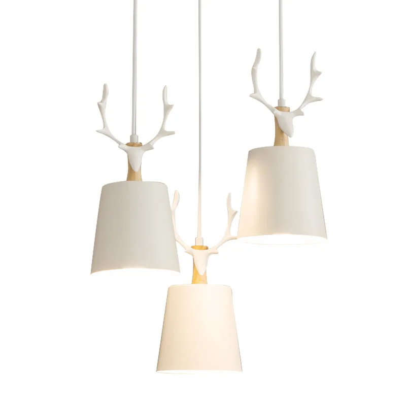 

Simple postmodern restaurant chandelier, creative personalized home antlers bar lamp LED bedside dining room