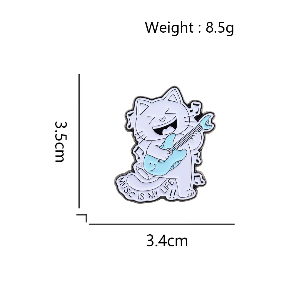 Entzückende Gitarrenspielende Katze Emaille-Brosche „Musik ist mein Leben“ Cartoon-Anstecknadel Ein Geschenk für Musiker und Katzenliebhaber – Detail 3