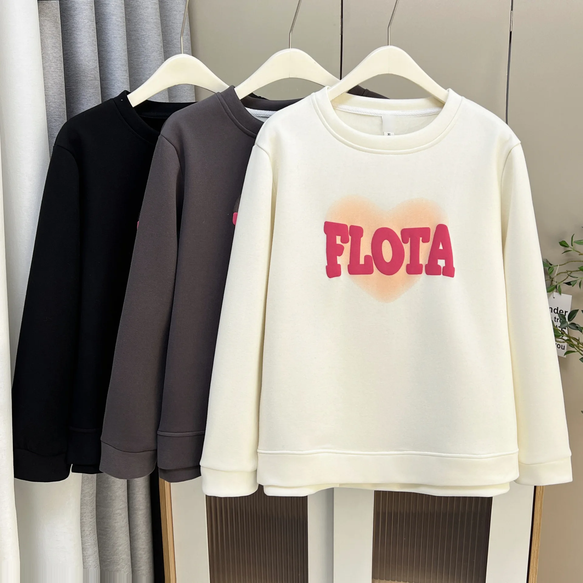 XXXXL Mode Plus Size Dameshoodie Winter Nieuwe Casual Warme Fleece Gedrukte Letter O-hals Sweatshirt 832