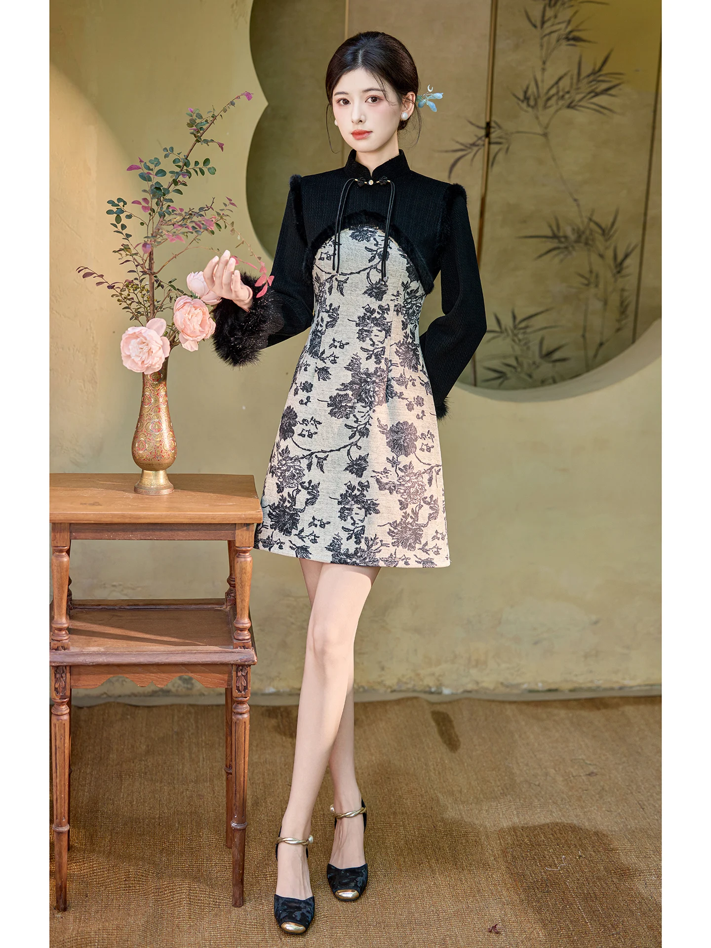 

Утепленное черное платье-ципао для невысоких женщин, новинка зимы, китайский костюм для новогодних представлений