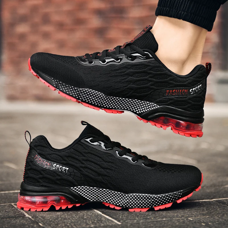 Men's Spring/Summer Golf Shoes Mesh Breathable Outdoor Dingless Golf Training Sneakers