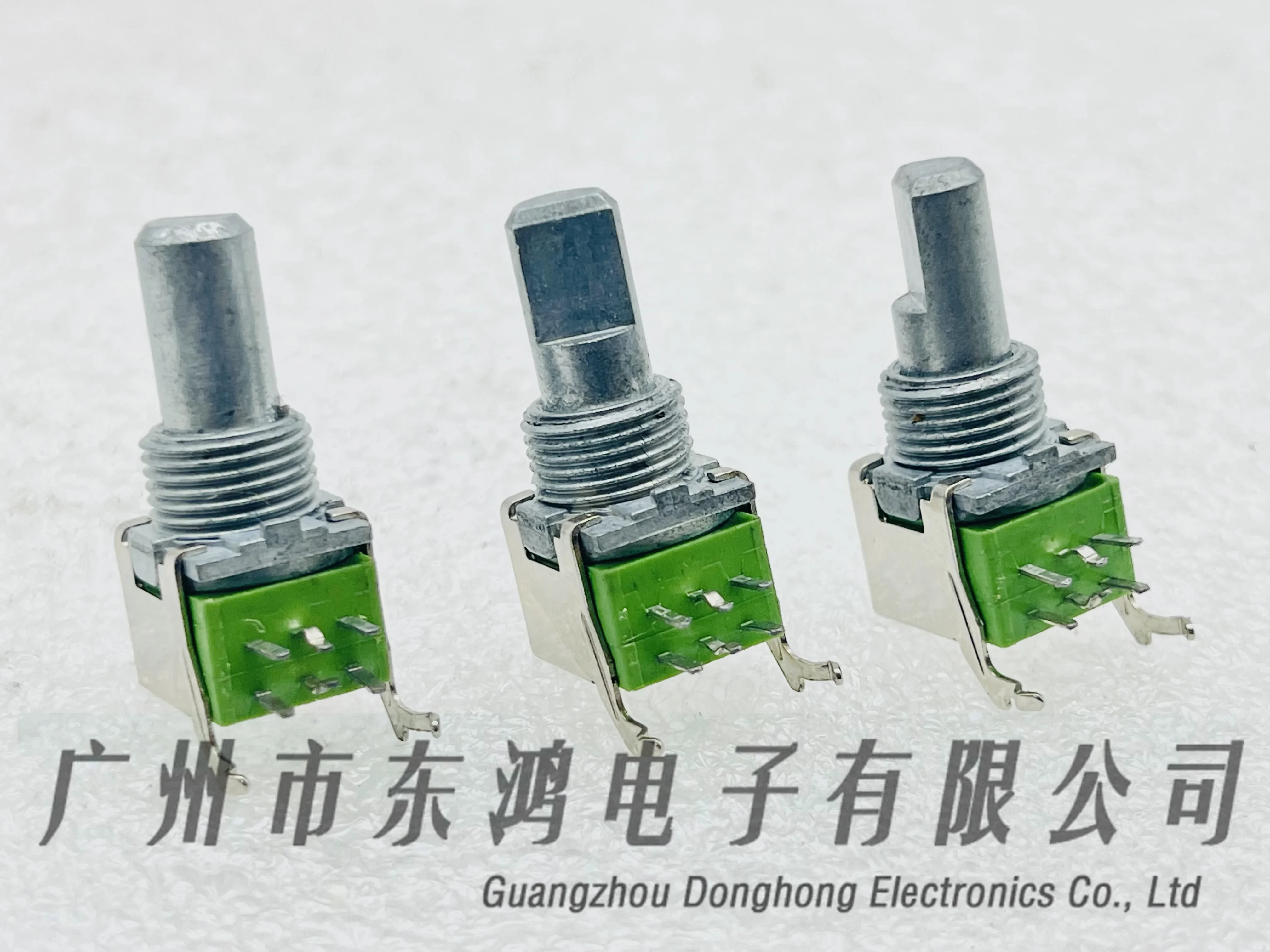 1PCS ALPHA type 9011 dual precision potentiometer B10K B100K power amplifier Soundstage shaft length 15mm