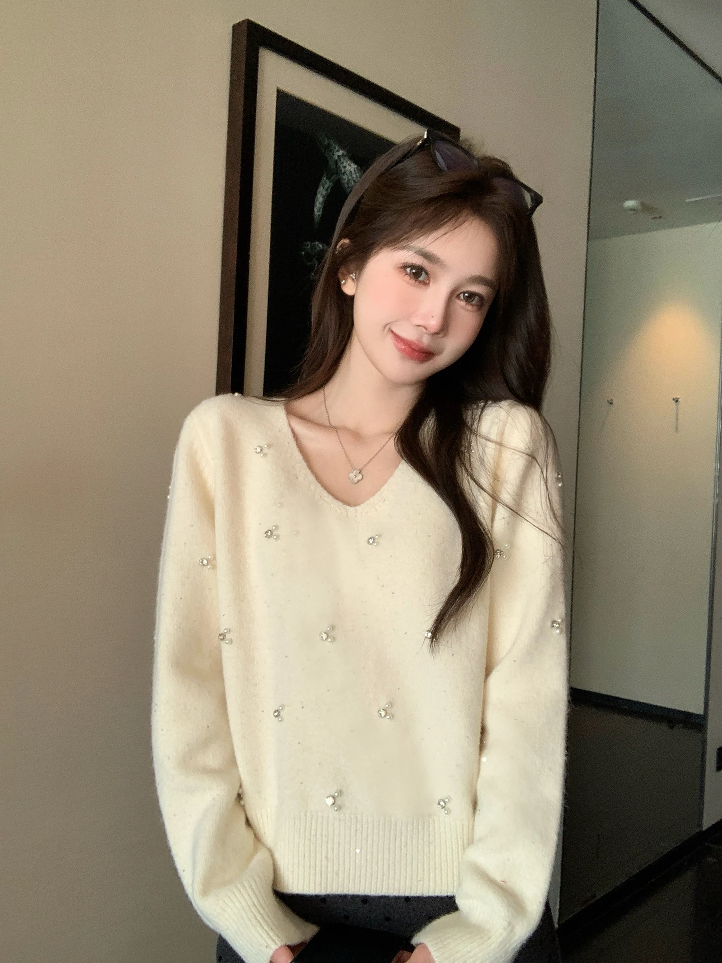 

Женский вязаный свитер Chen Dayu с V-образным вырезом, мягкий, теплый, утолщенный, стильный, универсальный, белый, свободного кроя, с длинными рукавами