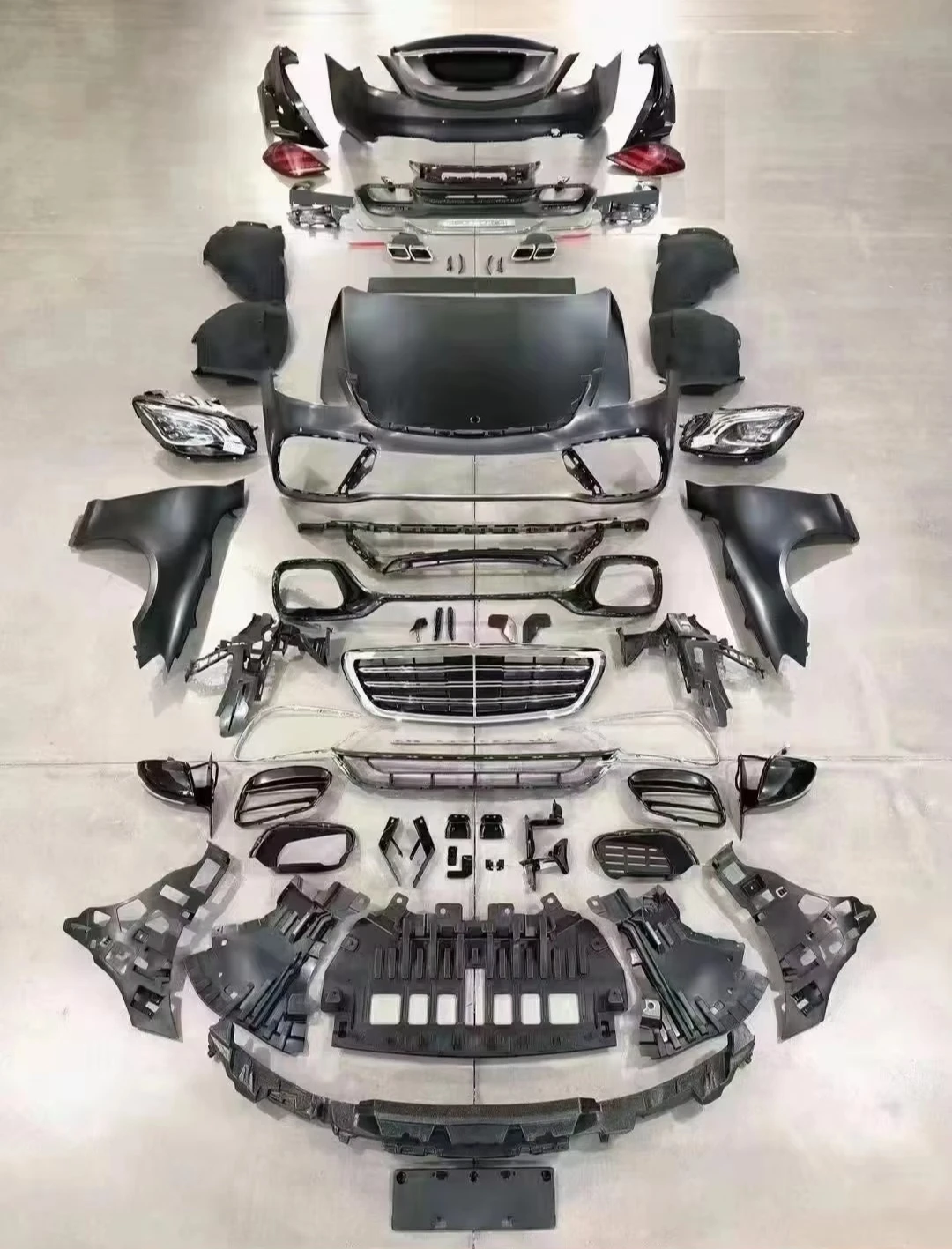 

Car Body Kit for S-class W221 2006-2012 Upgrade to W222 S63 Model Include Front Rear Bumper Assembly with Grille,headlights