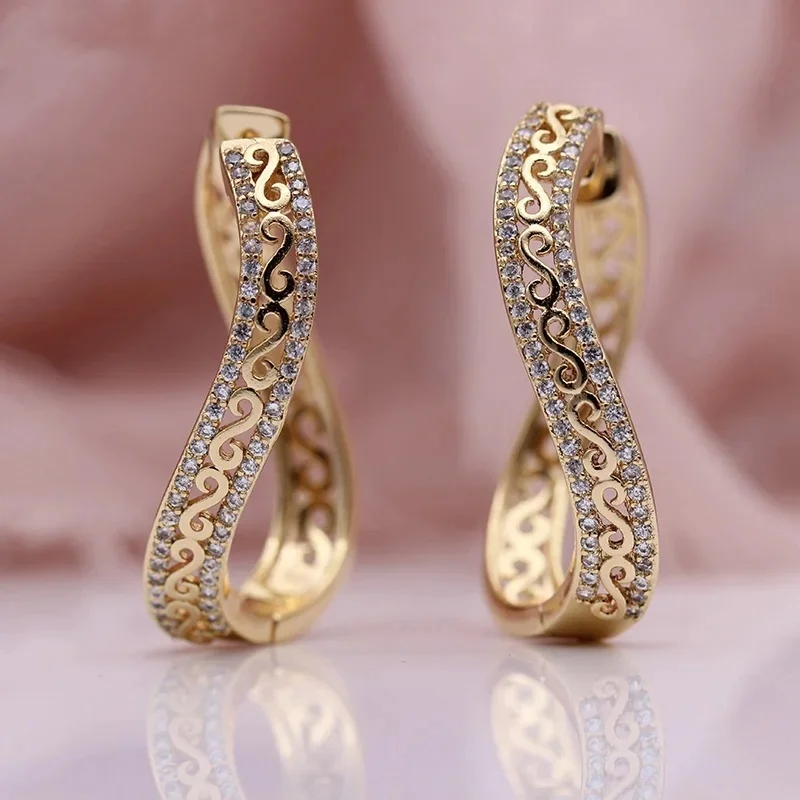 Geometric retro irregular cutout style stylish earrings, perfect for women's wedding banquets