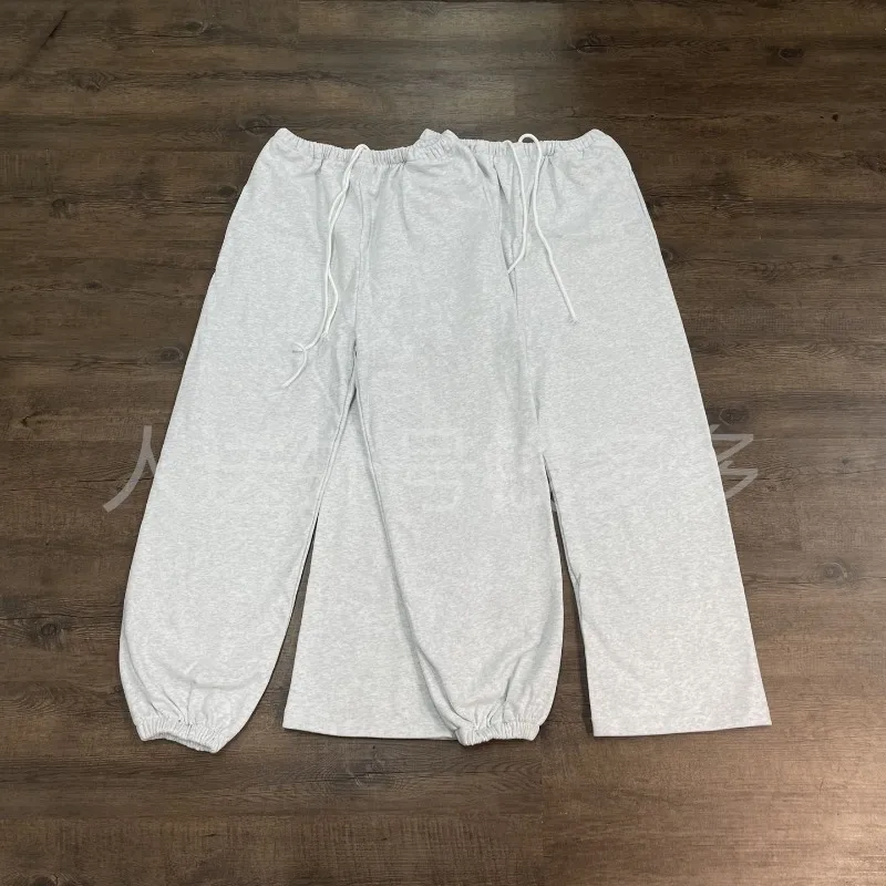 

Светло-серые флисовые брюки Kanye West для мужчин и женщин, зимняя уличная одежда, повседневные брюки, свободные спортивные штаны высокого качества, хлопковые спортивные штаны