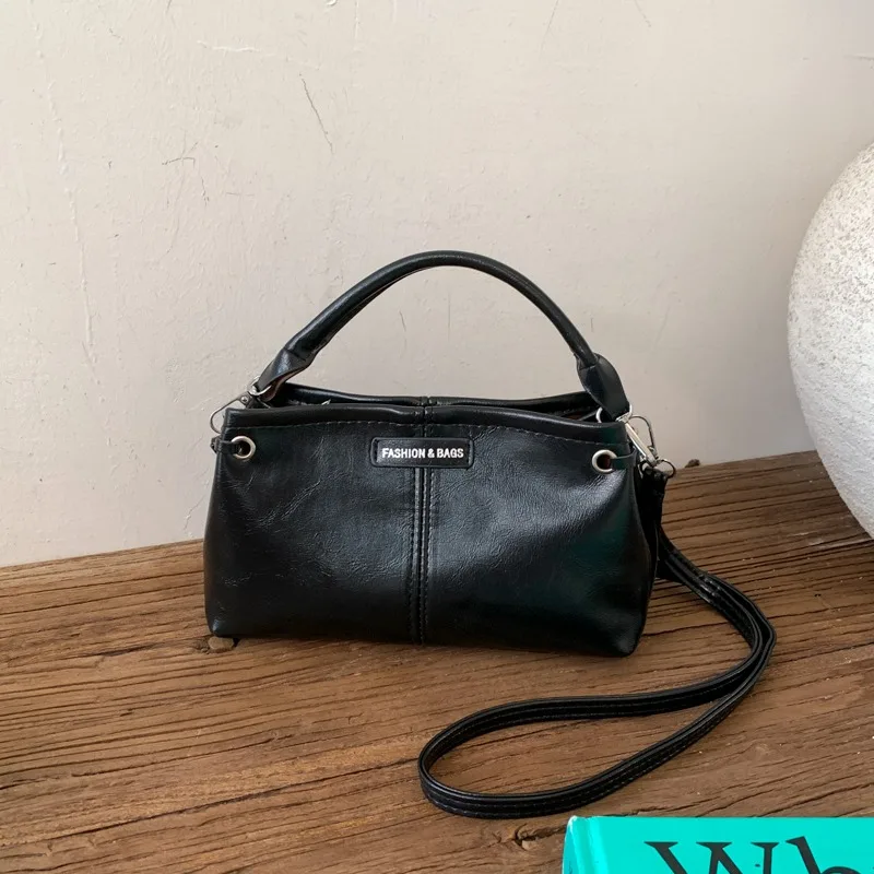 

PU Crossbody Bag with Adjustable Shoulder Strap Commuter Casual Fashion Handheld Shoulder Bag