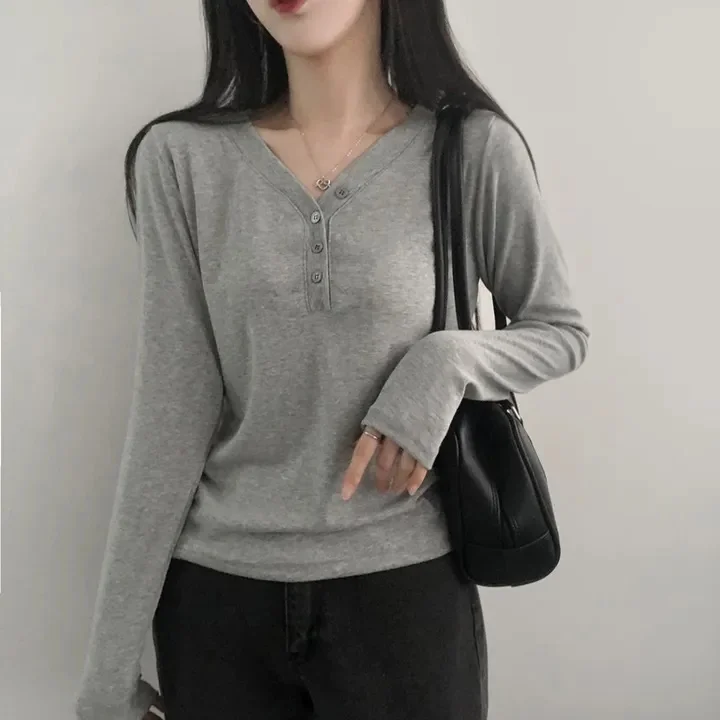 Chic V-Neck Long Sleeve Fleece-Like Basic Thin T-Shirt for Women Skin-Friendly Breathable Daily Wear Polyester Fiber