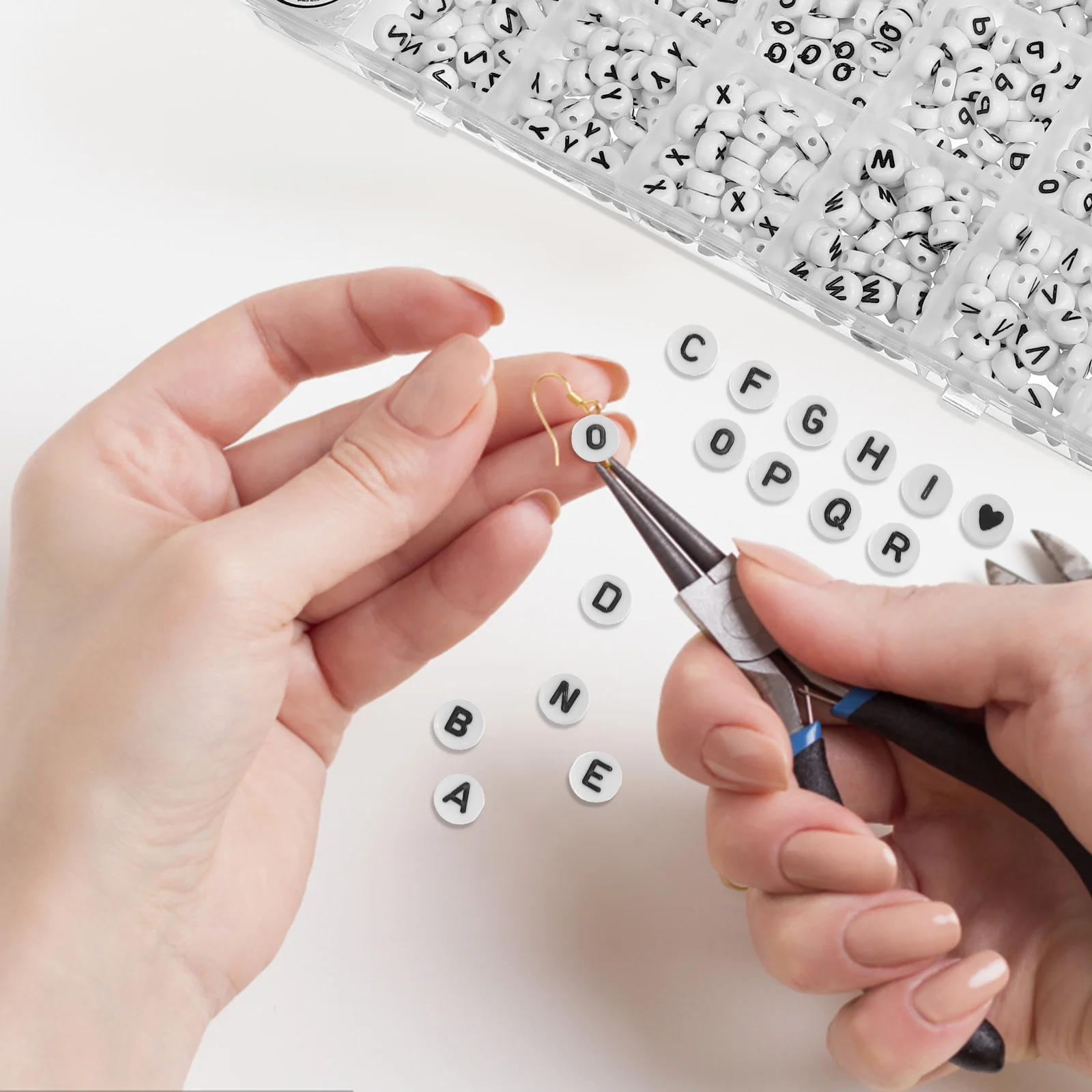 

1 Box Letter Beads Plastic Alphabet Beads 26 Letter Set Jewelry Making Supplies for Bracelets Necklaces Keychains DIY Crafting