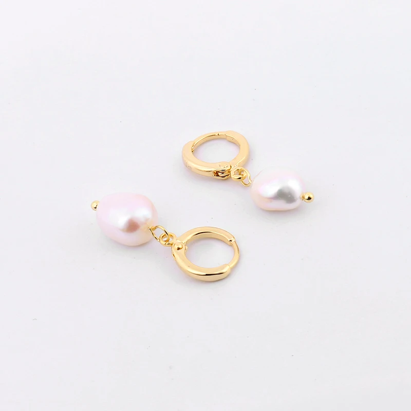 Peri\'sBox Gold Color Freshwater Pearls Hoop Earrings for Women Simple Small Huggies Earrings Cartilage Helix Piercing Earrings