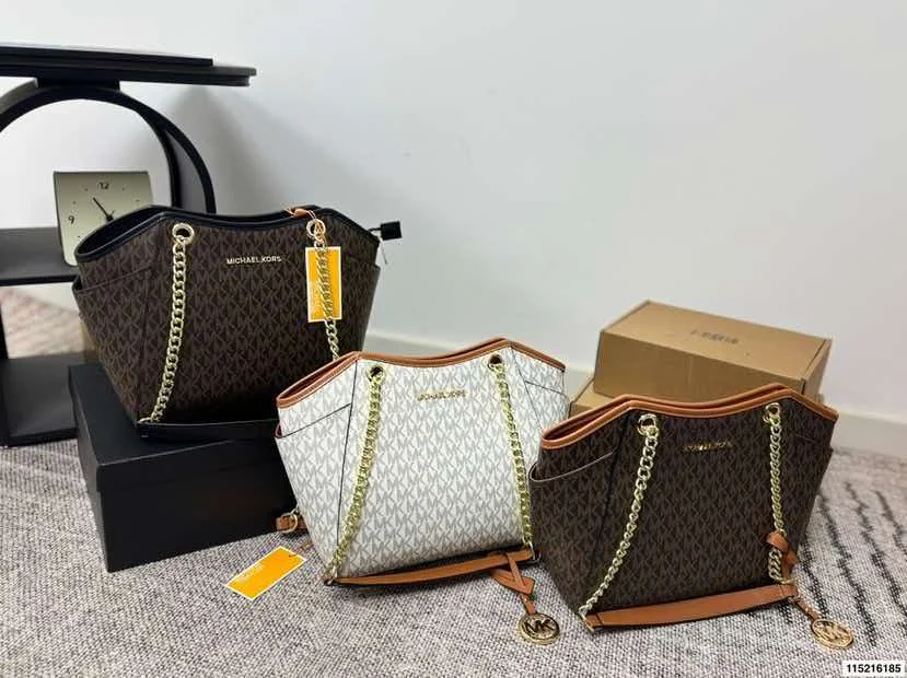 Brand new Michael Kors Ole Jet Set Travel large women's high-quality shoulder bag, chain handbag