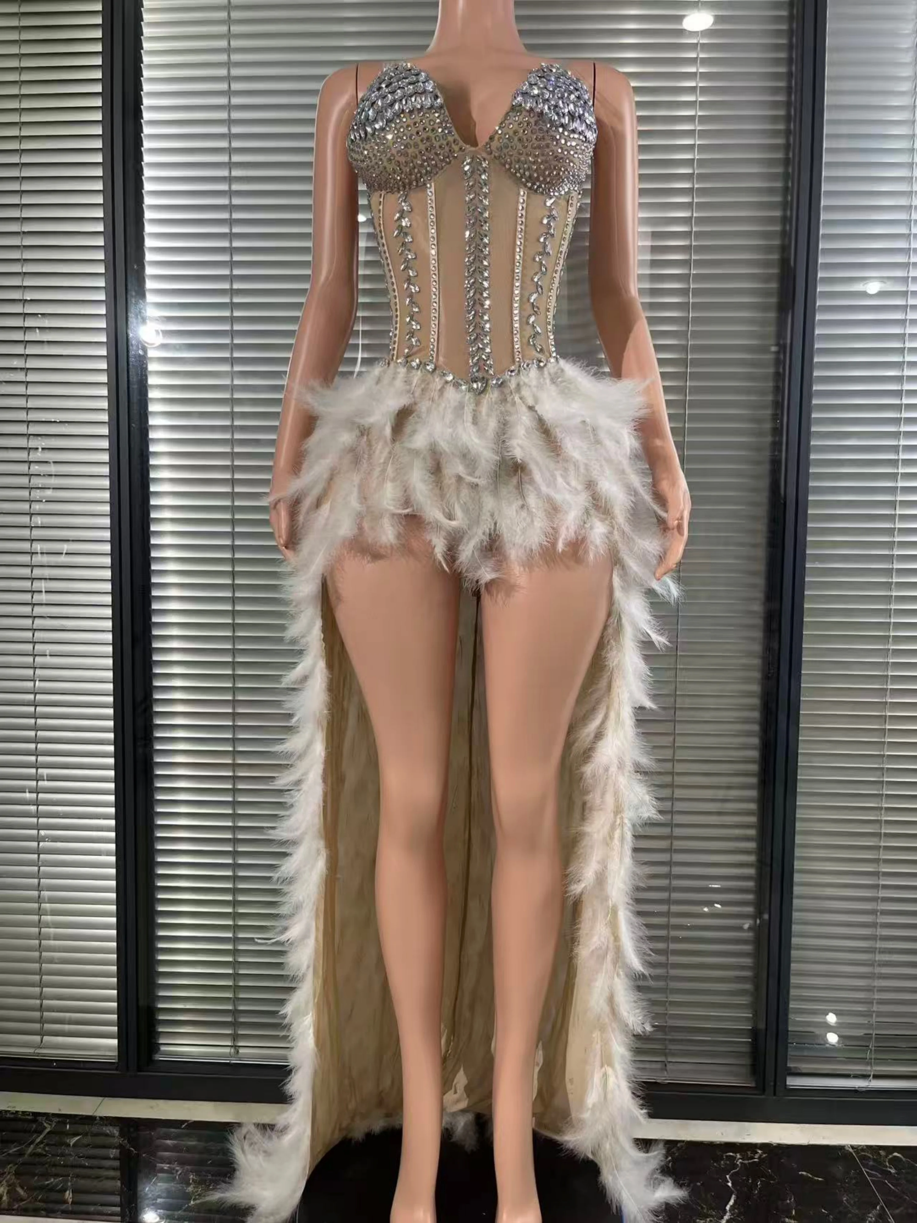 

Сексуальное боди с блестящими стразами и перьями, длинное платье с хвостом, сексуальное сетчатое прозрачное вечернее платье для празднования дня рождения
