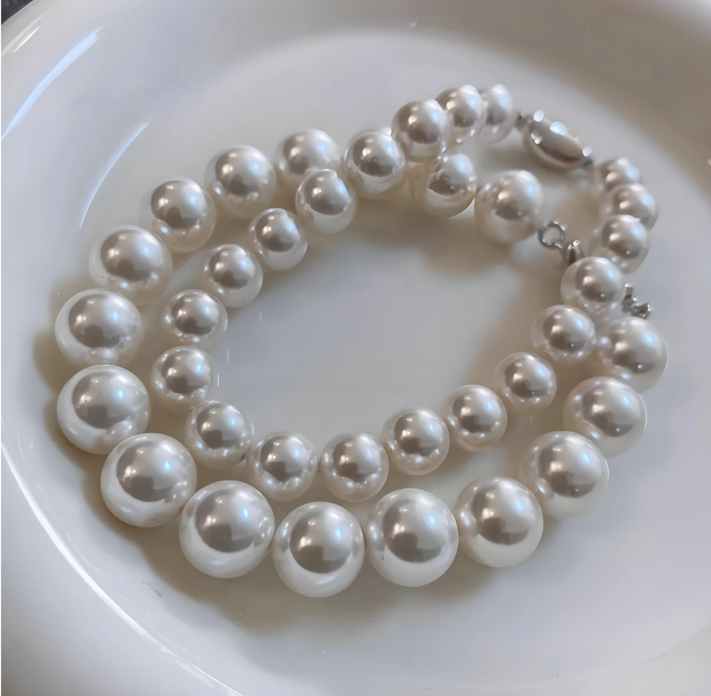 Yuanbao Buckle High Quality Strong Light Shell Pearl Bracelet Light Luxury Natural Australian Mother Shell