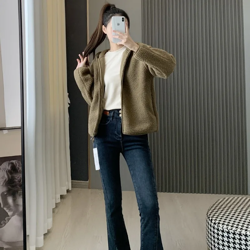 ยุโรปและอเมริกาขนแกะแกะคลุมด้วยผ้าความยาวกลางเสื้อกันหนาวหมวกสําหรับผู้หญิงฤดูใบไม้ร่วงและฤดูหนาวรายการใหม่พร้อมแจ็คเก็ตผ้ากํามะหยี่สําหรับผู้หญิง