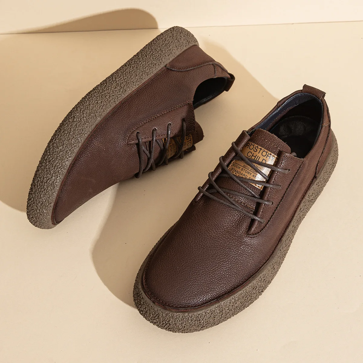 2026 new casual shoes men's leather flat bottomed middle-aged leather top layer cowhide men's shoes board shoes