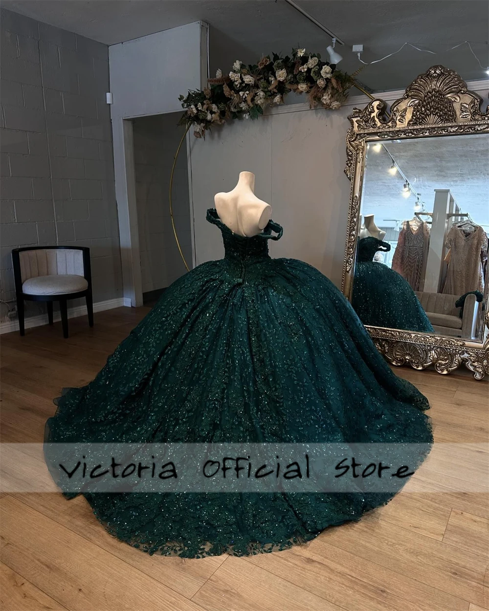 Vestidos de quinceañera de 15 años, color verde esmeralda brillante, vestido de baile con hombros descubiertos, vestido de fiesta de graduación de México personalizado, 2024