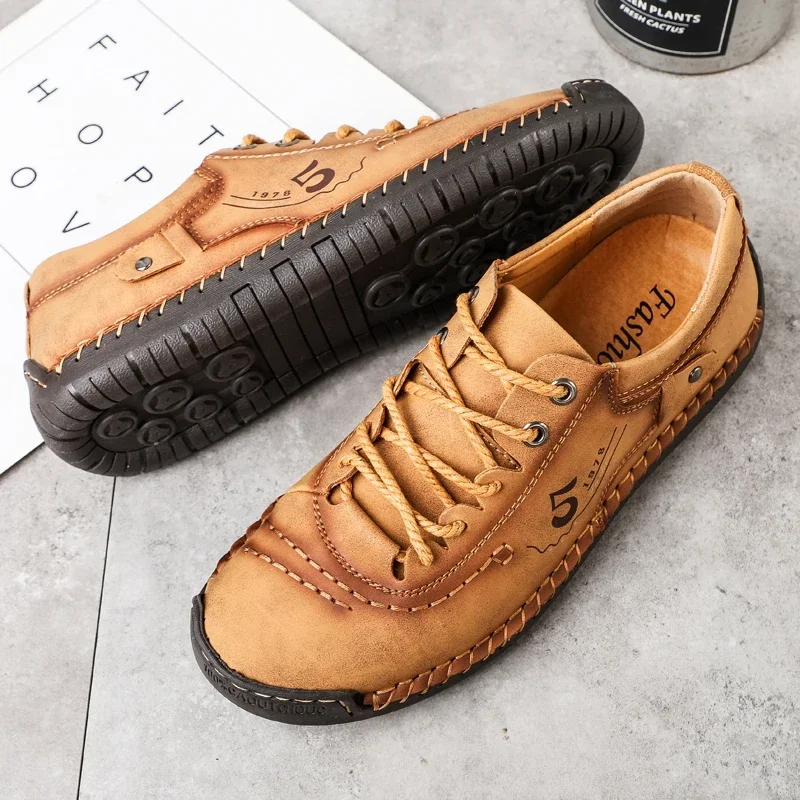 New hot Men Leather Casual Shoes Outdoor Comfortable High Quality Fashion Soft Homme Classic Ankle Non-slip Flats Moccasin Trend