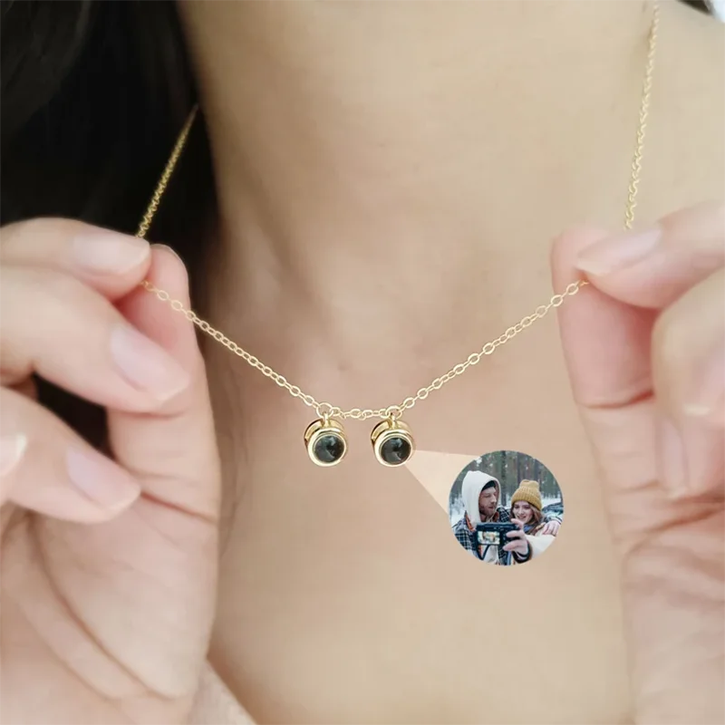 

DHQH Wholesale Customized Multiple Photo Projection Necklaces Personalized Commemorative Photo Projection Pendants Jewelry Gift