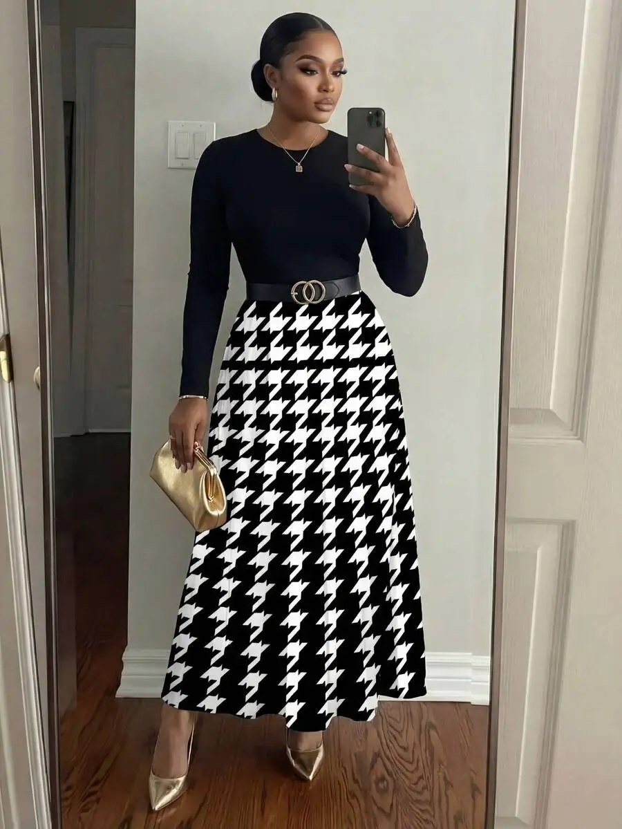 

Элегантное черно-белое платье миди в клетку «гусиная лапка» с поясом на талии