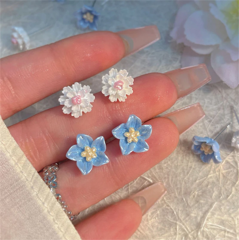 

Minimalist Small Flower Earrings for Women Exquisite Sweet Romantic Acrylic Floral Stud Earrings Fashion Party Jewelry Gifts