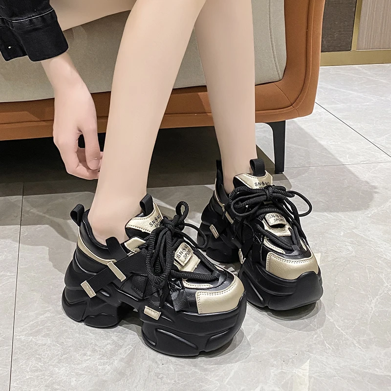 New Autumn Winter Chunky Sneakers Women Lace Up Platform Sports Shoes Thick Bottom Warm Snow Shoes Female 8CM Heels Fur Sneakers