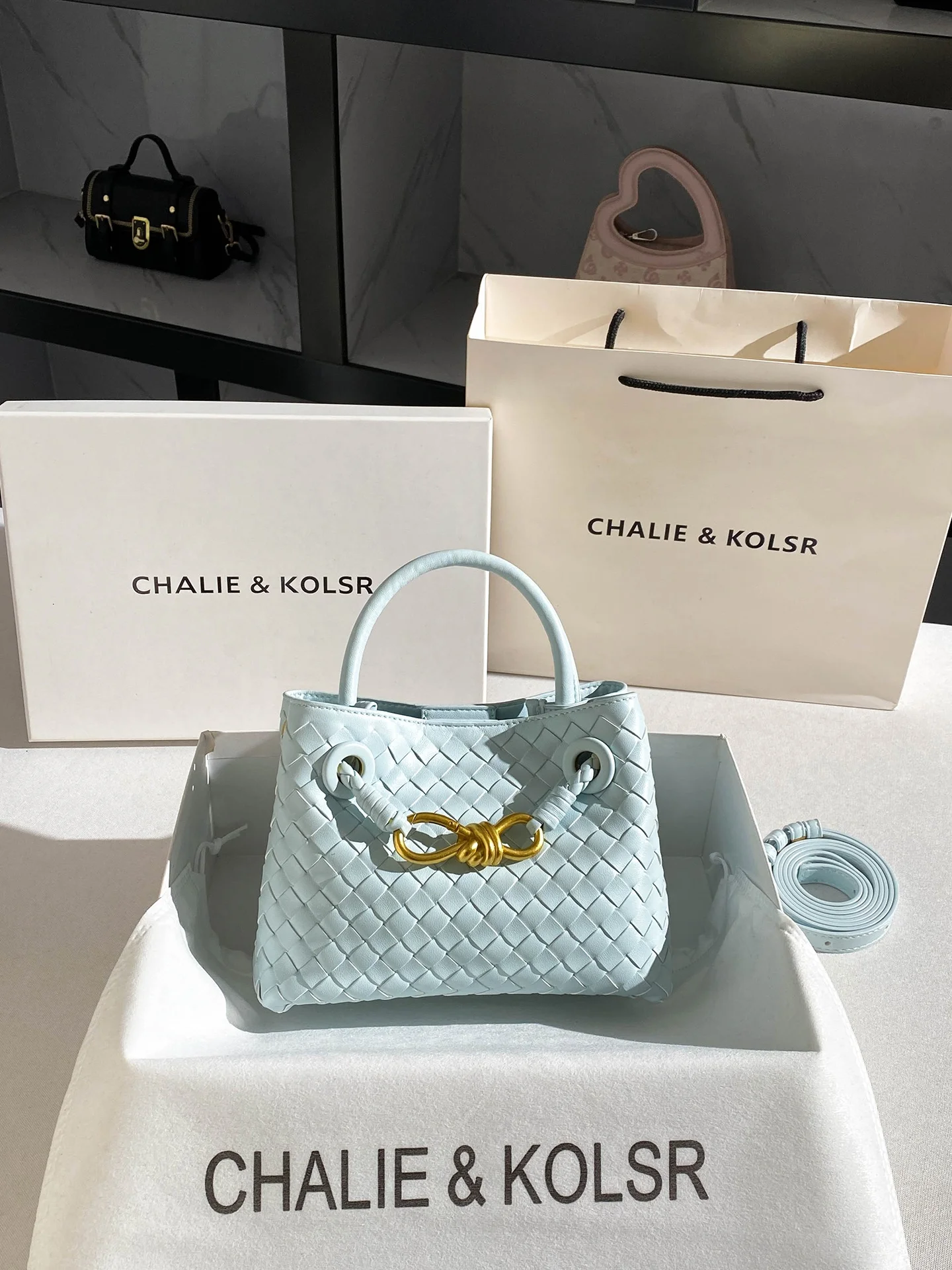 sac-seau-pour-femme-chaliekolsr-design-tresse-tendance-sac-bandouliere-style-simple-ete-2026-sac-a-main-en-cuir-souple