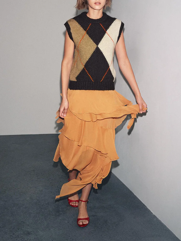 

High-End Women's Knitted Diamond Pattern Vest Top New Arrival Autumn Season European Sle Faion Ladies Sweater