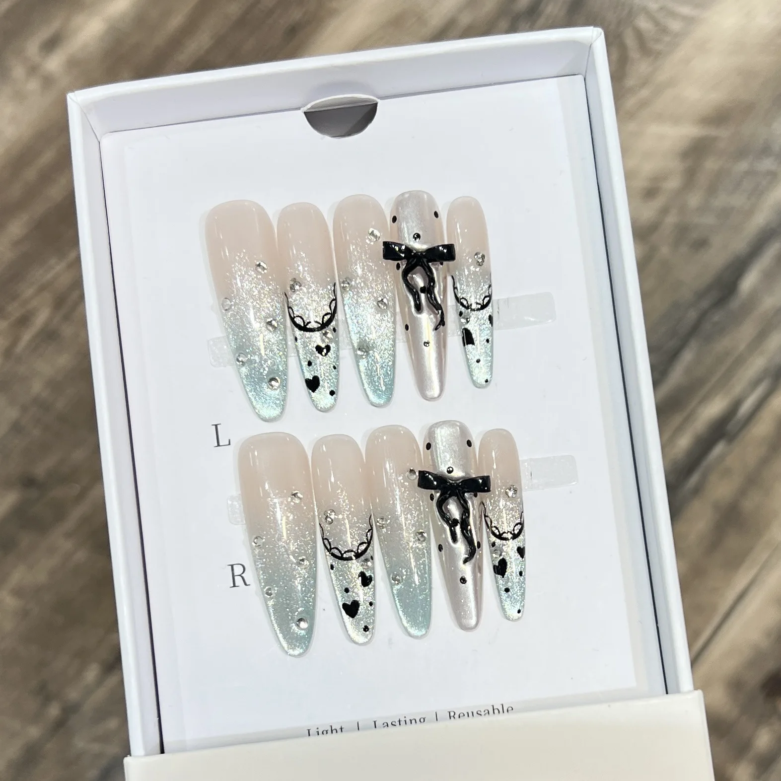 10pcs Handmade Long Stiletto Press on Nails Shiny Cat Eye French Heart 3D Bow Design Sweet False Nails Wearable Nails Art Tips