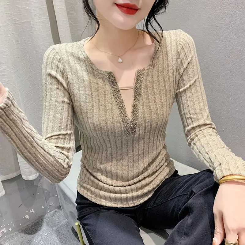 

Поддельная двухсекционная футболка с длинными рукавами, тонкая базовая рубашка для женщин, вязаный топ с v-образным вырезом и бисером