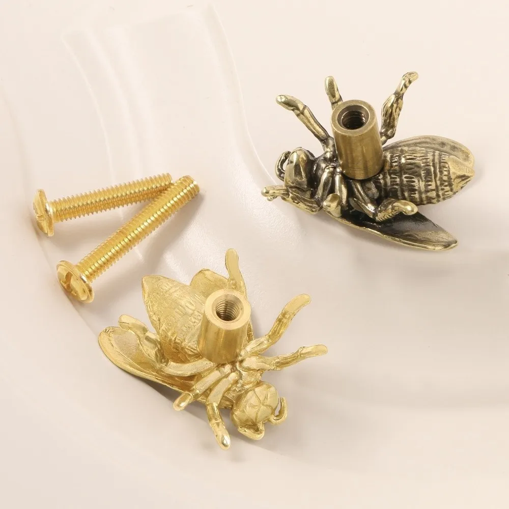 Creative Retro Bee Brass Handle Furniture Hardware Single Hole Cabinet Door Knobs Push-pull Gold Wardrobe Drawer Pulls Window