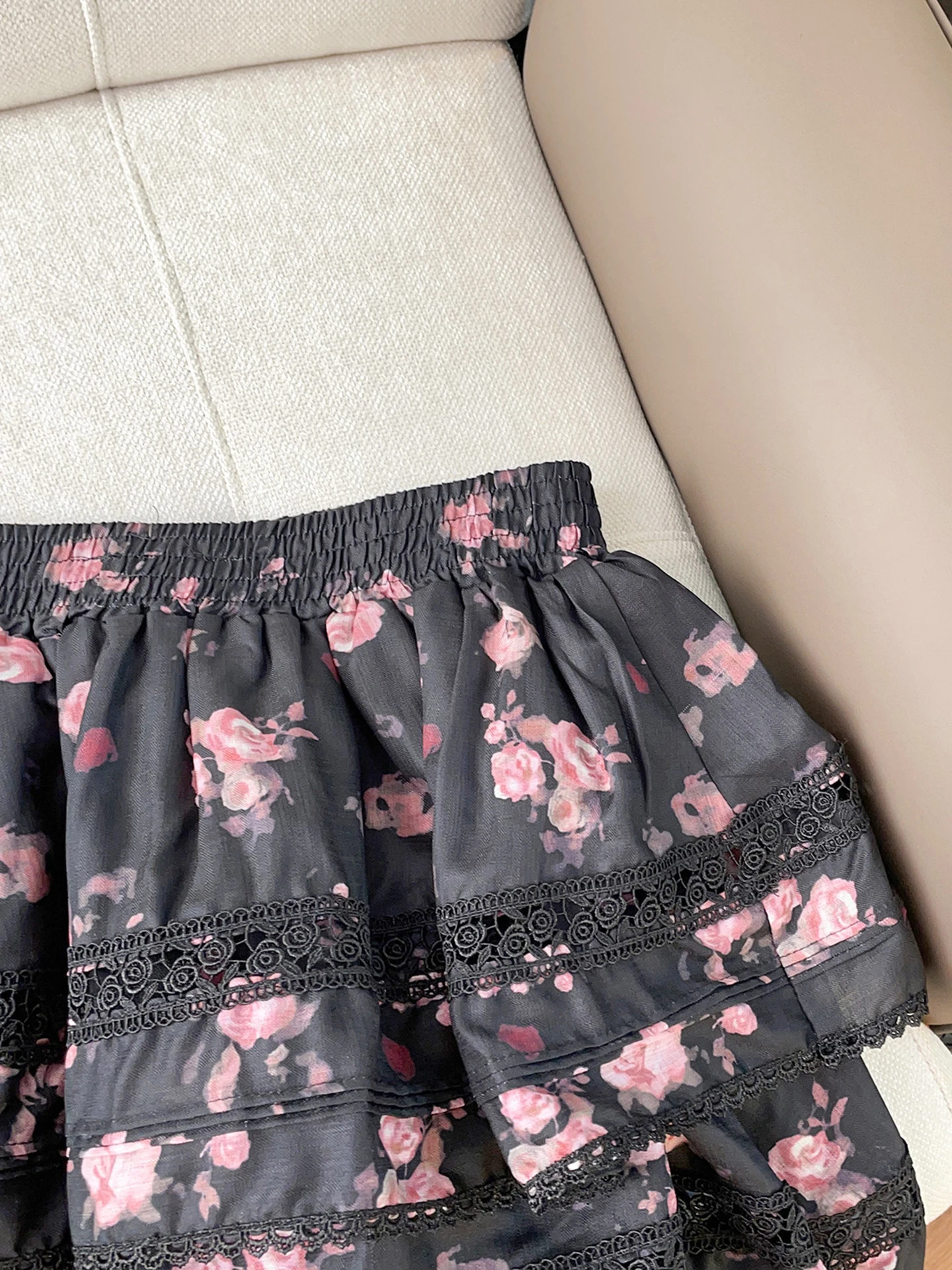 تنورة Ele ort بطبعة زهور للنساء لخريف وشتاء وصلت حديثًا تنورة بتصميم عتيق بخصر عالٍ على شكل حرف a