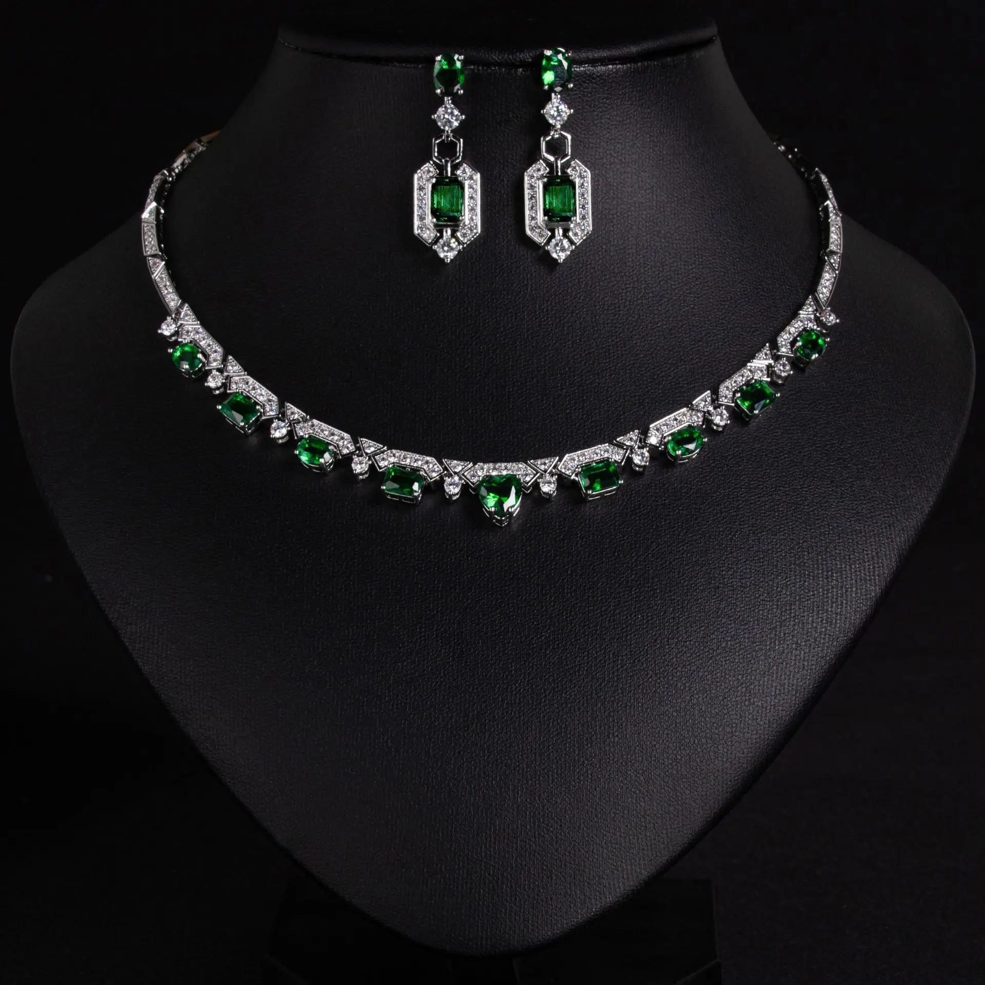 2 pezzi nuovi gioielli vintage nobili accessori per abiti da donna collana orecchini set banchetto ballo di fine anno regalo festa nuziale M-439
