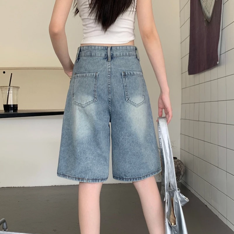 Washed Vintage Denim Pants Women Appliques High Street Straight Leg Loose Pants Fashion Casual Versatile Short Jeans Female