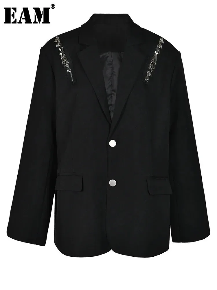 [EAM] Women Black Shoulder Zipper Big Size Blazer New Lapel Long Sleeve Loose Fit Jacket Fashion Tide Spring Autumn 2024 CPG0452