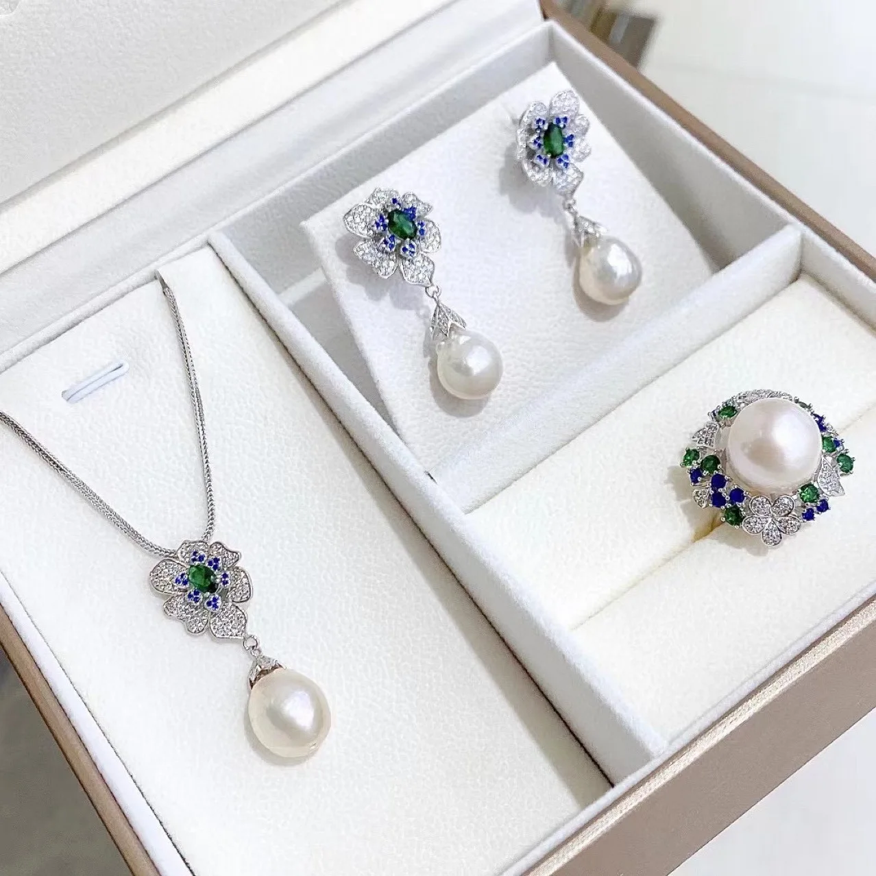 

Natural Pearl Jewelry Set S925 Silver Natural Freshwater Baroque Pearl Necklace Earrings Ring Three-piece Set