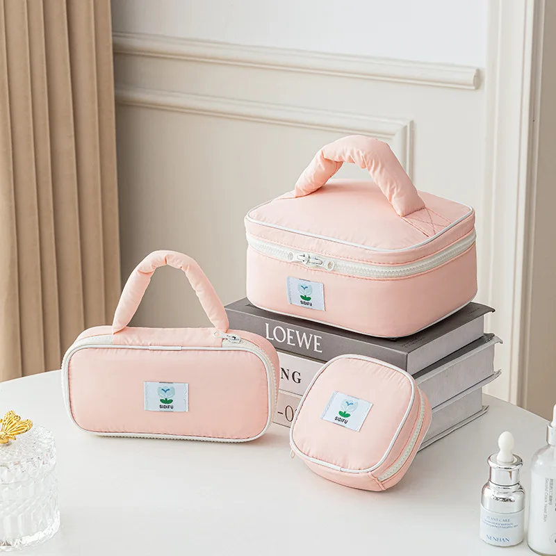 

Soft Nylon Cosmetic Bag,Large Waterproof Toiletry Organizer,Travel Makeup Pouch,Portable Lightweight Storage Case