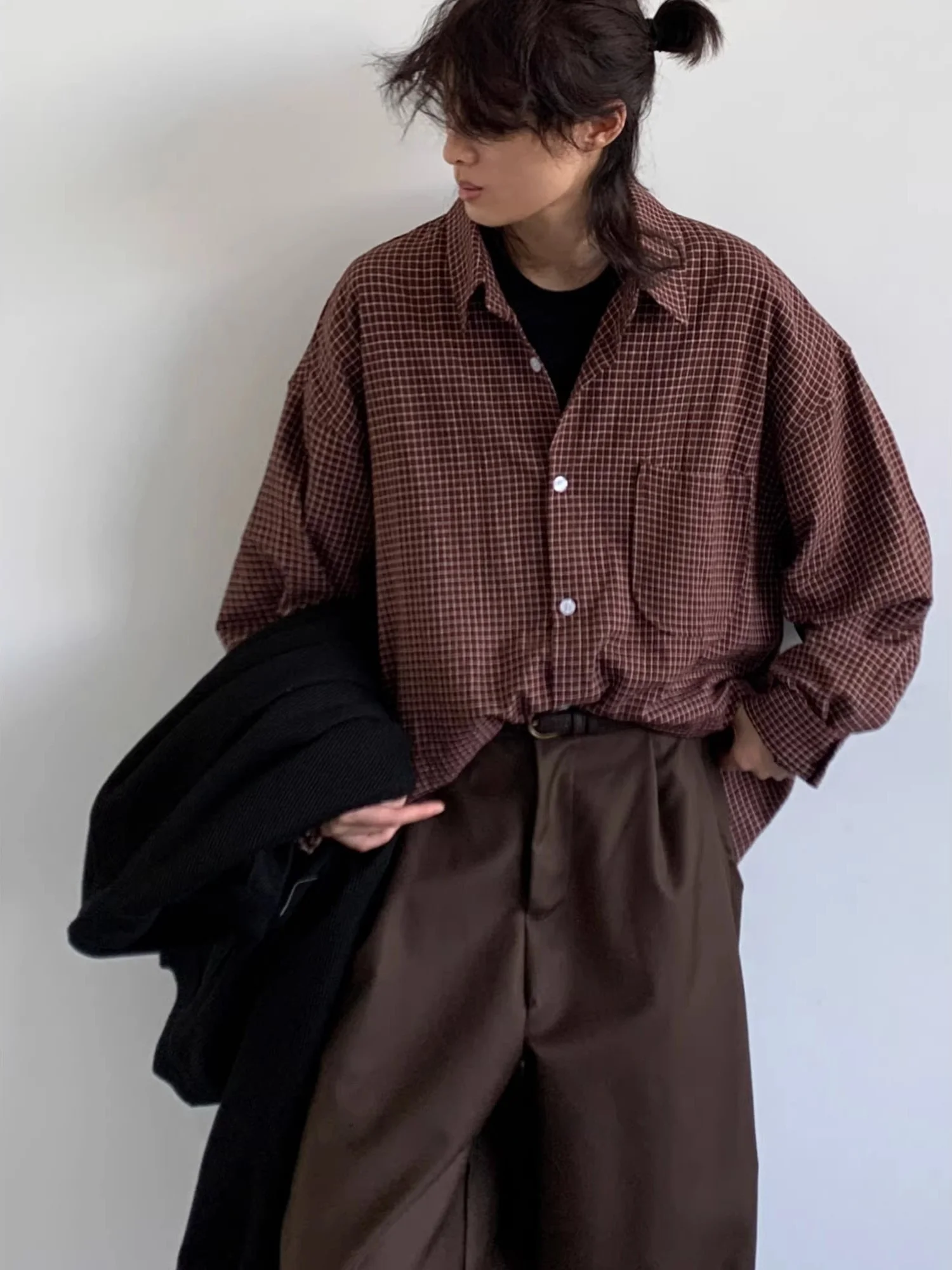 

Retro Style Plaid Long Sleeve Collared Men's Shirt Versatile Loose Fit Casual Shirt Trendy Neutral Style Polyester Fiber