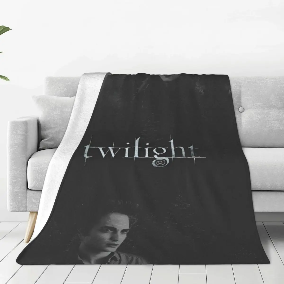 

The Twilight Vampire Film Flannel Throw Blankets Drama Romance Fantasy Movie Blanket for Home Car Warm Bedspread