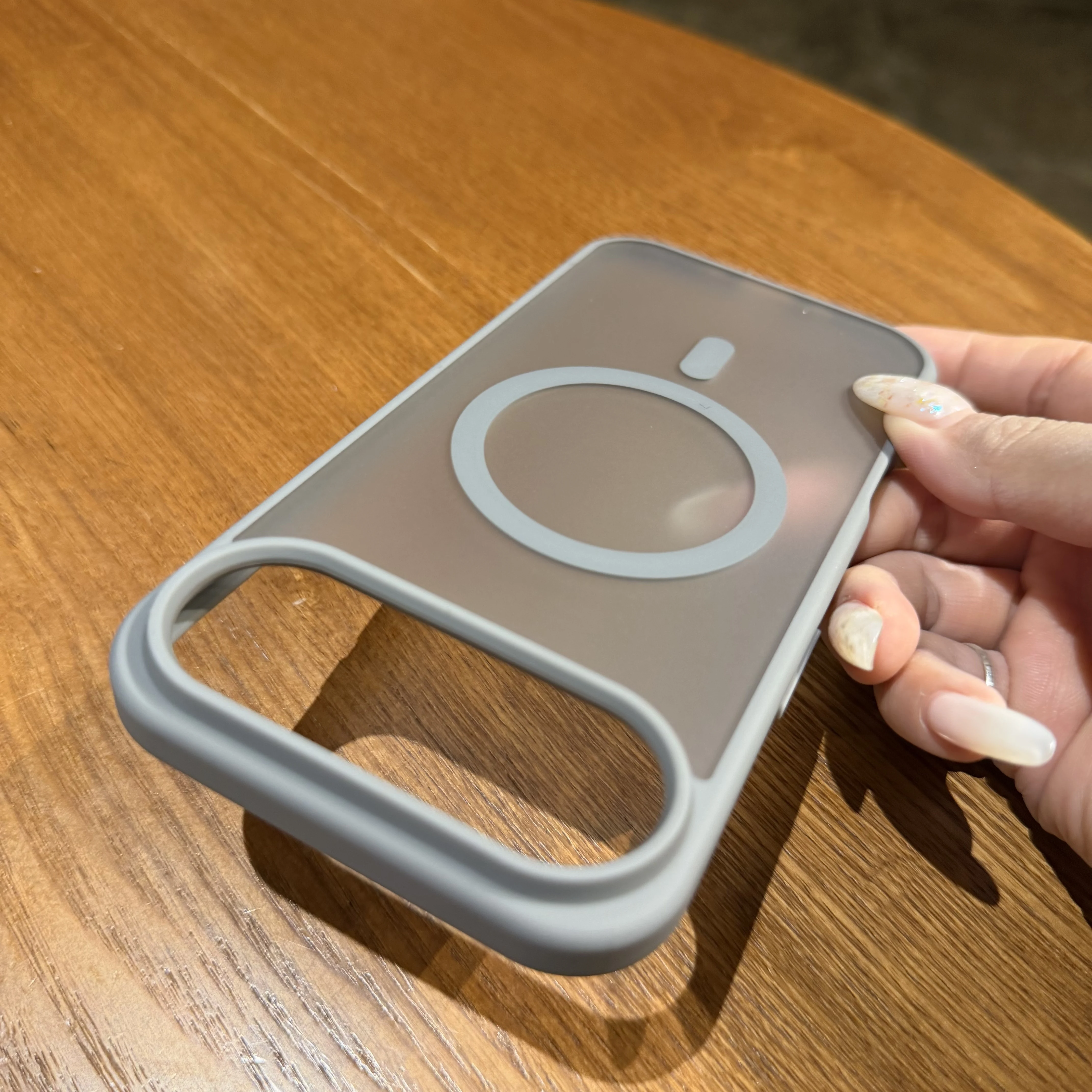 ممتص الصدمات الهجين المغناطيسي غير اللامع لحافظة Magsafe لهاتف Google Pixel 10 9 Pro XL حماية متينة متجمدة غطاء بسيط شفاف