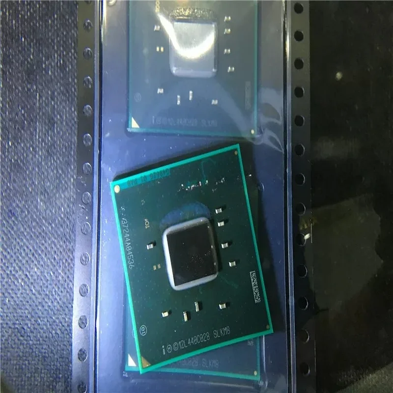 DH82029PCH SLKM8 INTEL BGA New imported original, can be shot directly, sample