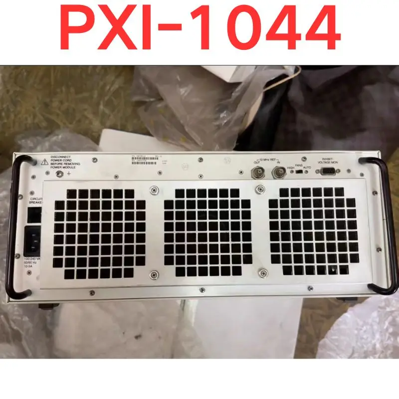 Second-hand test OK  PXI-1044 chassis