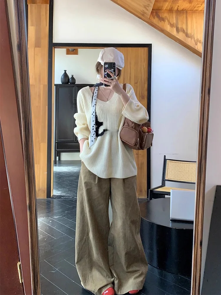 กางเกงยีนส์ขากว้างสีกากีสำหรับผู้หญิง สวมใส่สบาย เอวสูง ทรงบาน ใส่ทำงานได้ สไตล์ลำลอง แฟชั่นฤดูใบไม้ร่วงและฤดูหนาว