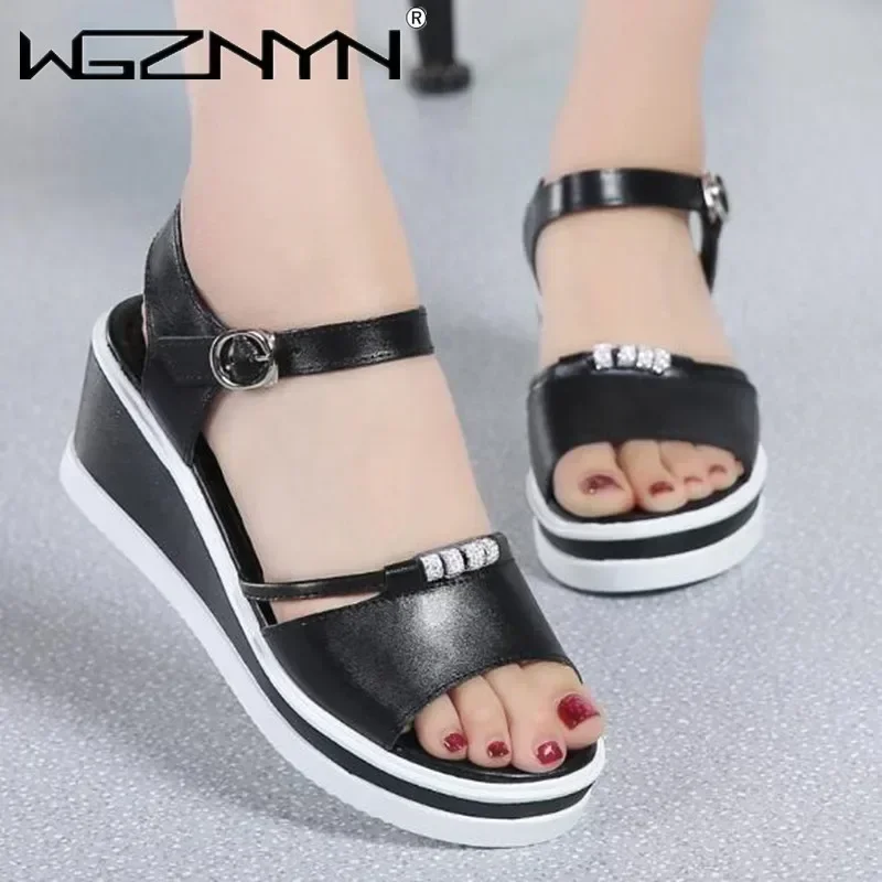 Luxury Women Sandals Summer Fish Mouthcasual Open Toe Shoes Rhinestone Flat Flip Flop High Heels Beach Platform Women's Sandals