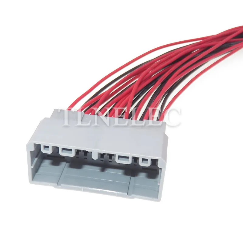 26 Pin Way Car Composite Socket with Wires Auto Wire Harness Connectors 917992-6 917992-2 178801-6